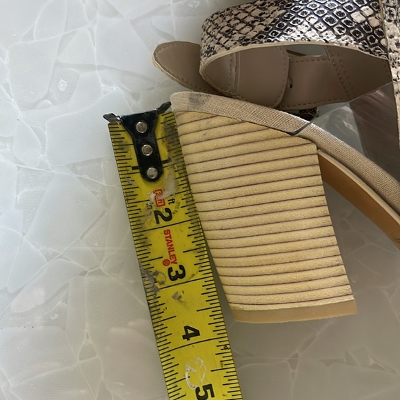 🐍 BNWOB Dolce Vita Booties - Picture 6 of 7